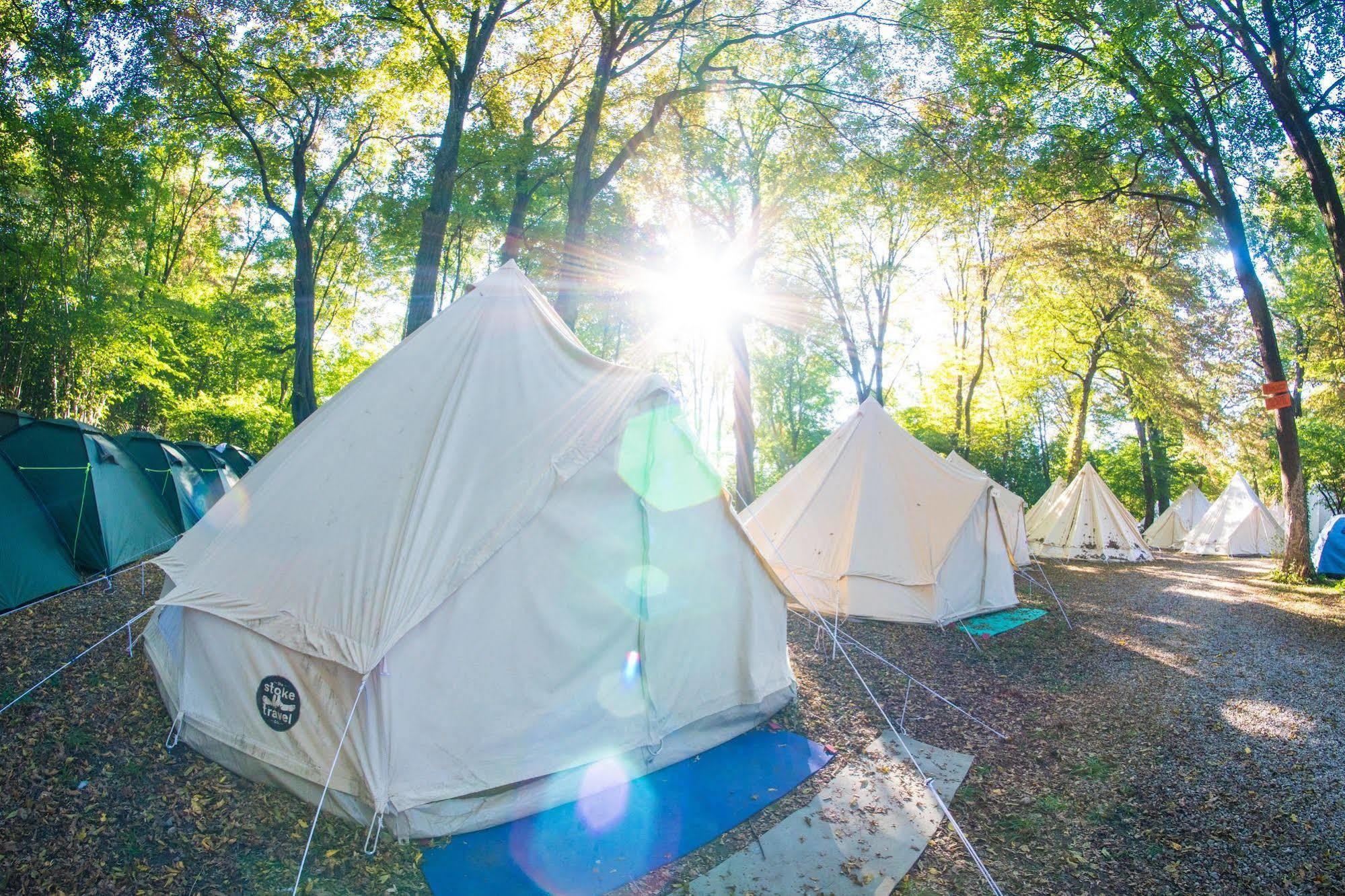 Pamplona Camping 호텔 Aizoáin 외부 사진