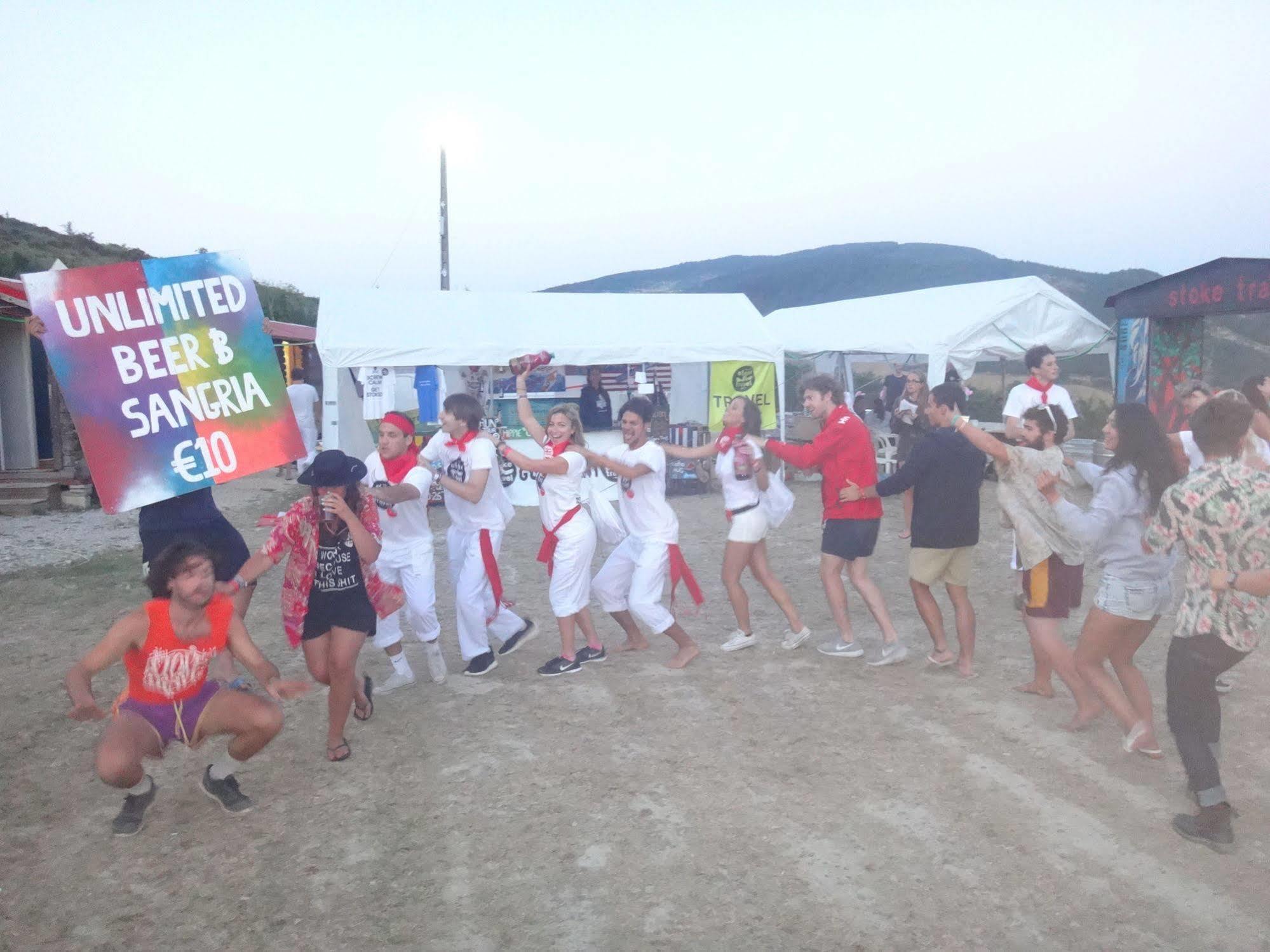 Pamplona Camping 호텔 Aizoáin 외부 사진
